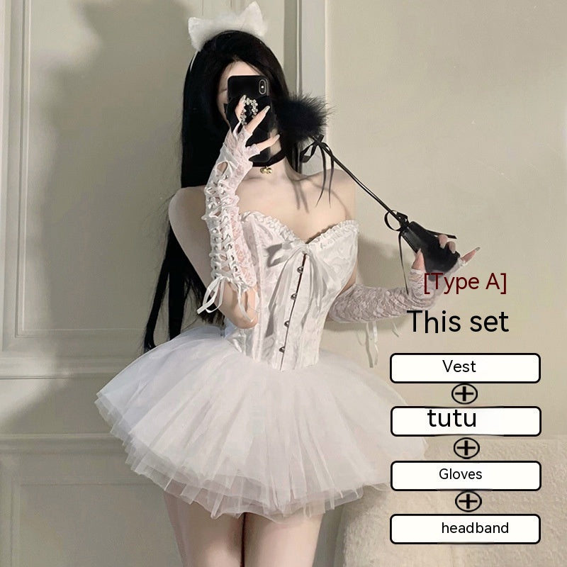 Women's Gothic Queen Costume Set – Black or White – view 8