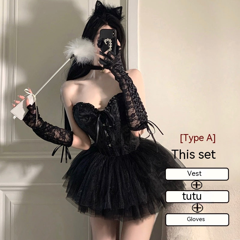 Women's Gothic Queen Costume Set – Black or White – view 3
